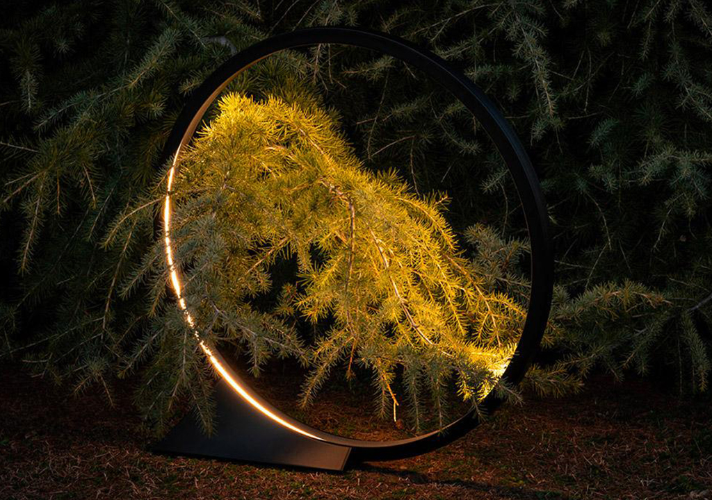 Artemide O Terra kültéri LED állólámpa, egyedi gyűrűs design
