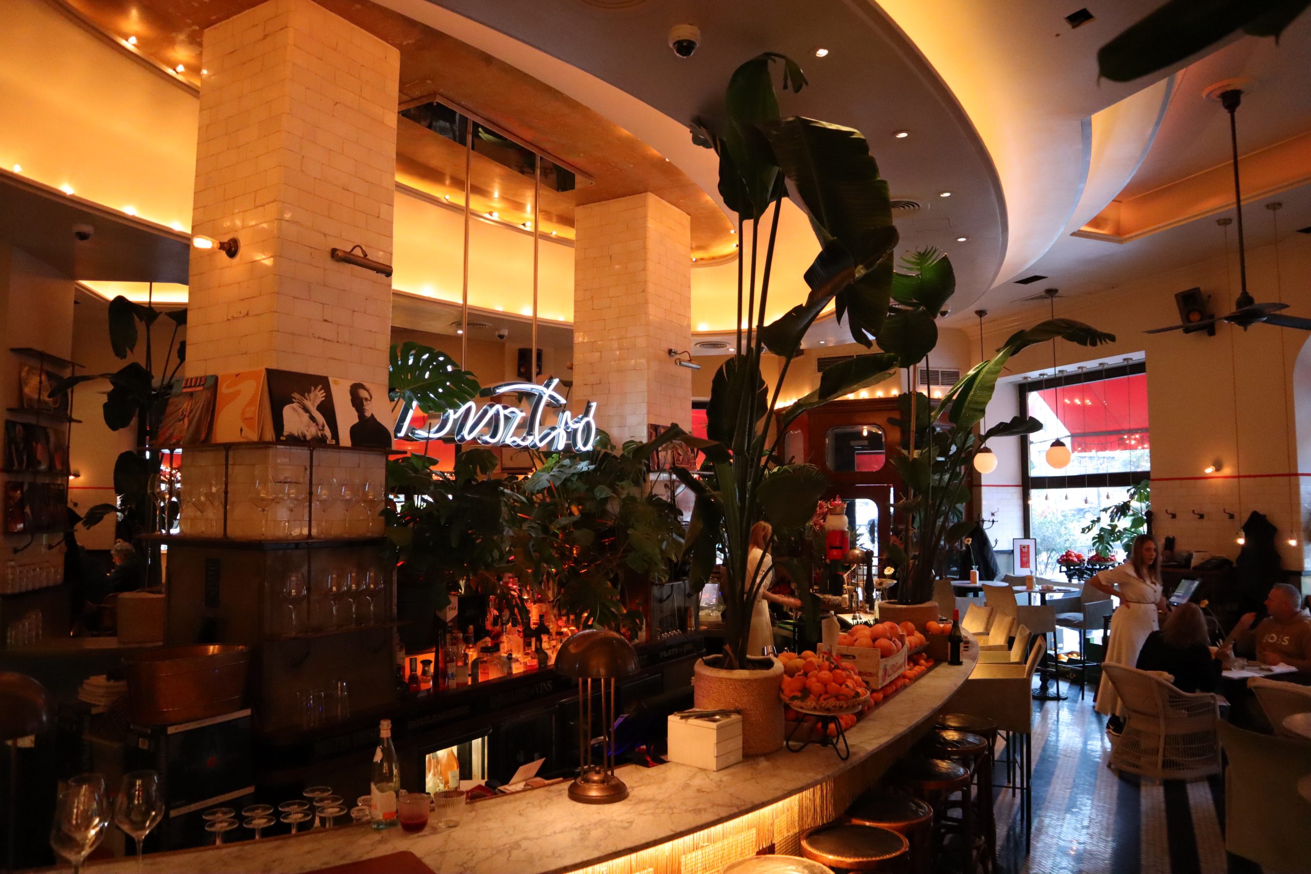 Ledium világítástervezési projekt, LED fények a Déryné étteremben